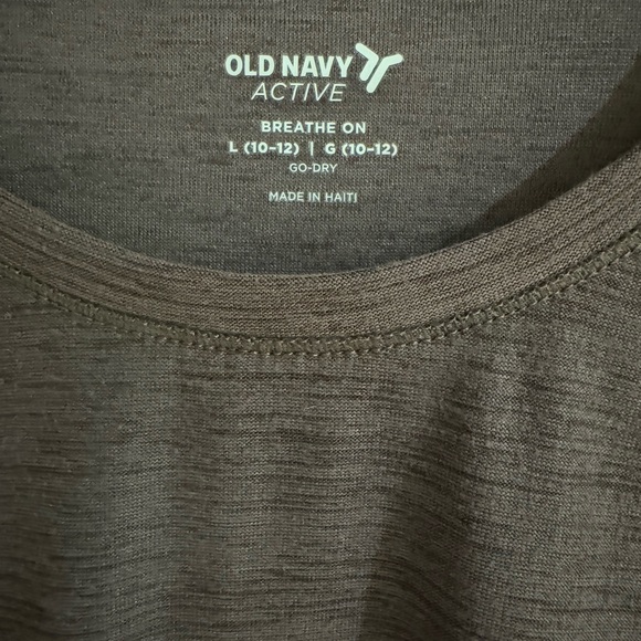 Old Navy Breathe On Girls Long Sleeved Top with Elasticized waist Size L(10-12) - Picture 2 of 4